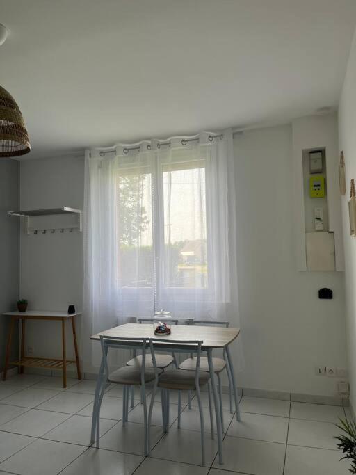 Logement 10 Minutes De Rouen Oissel Ngoại thất bức ảnh
